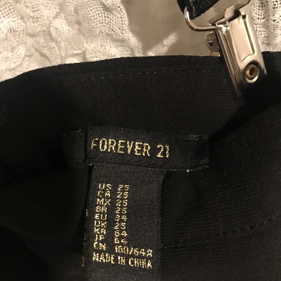 Skirt overalls - Picture 5 of 5